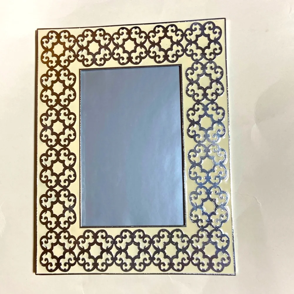 Z GALLERIE Silver tone metal Cream Enamel Picture Frame Moorish Pattern 4 x 6”